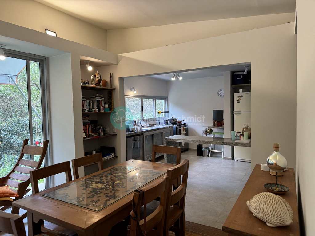 Casa em Santo Antônio do Pinhal, no bairro Zona Rural