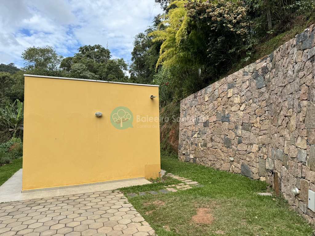 Casa em Santo Antônio do Pinhal, no bairro Zona Rural