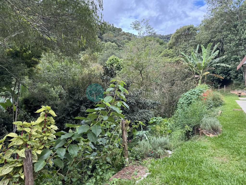 Casa em Santo Antônio do Pinhal, no bairro Zona Rural