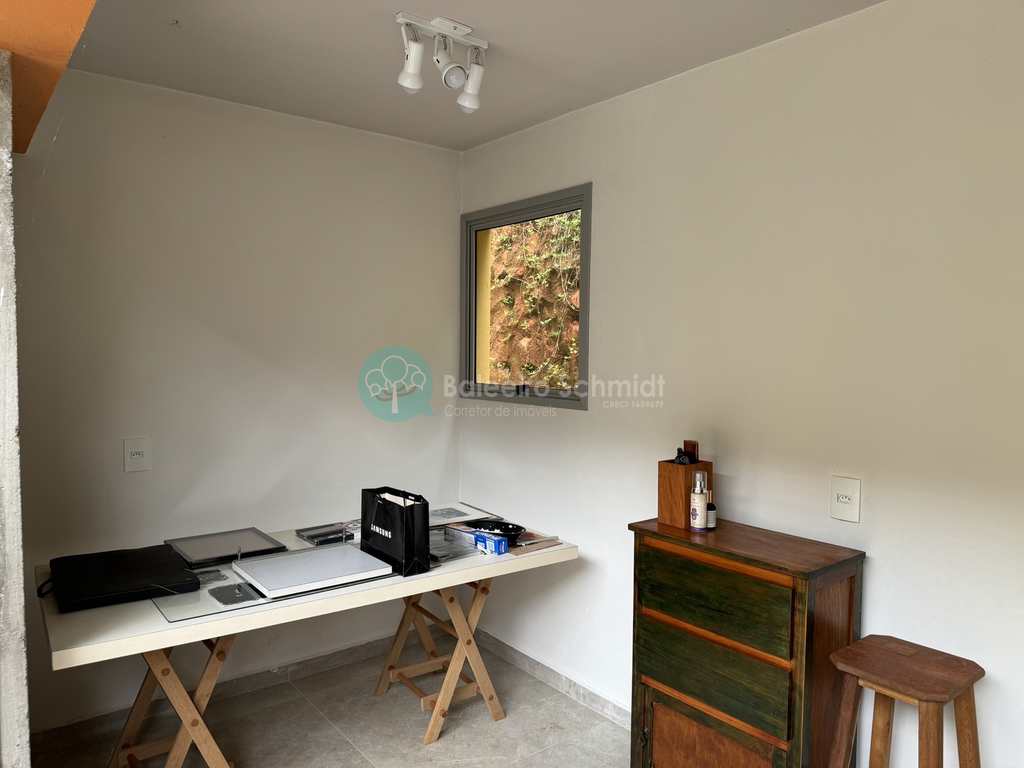 Casa em Santo Antônio do Pinhal, no bairro Zona Rural