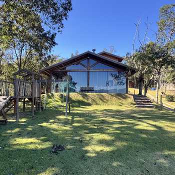 Casa em Santo Antônio do Pinhal, bairro Aproxi 10 Km do Centro