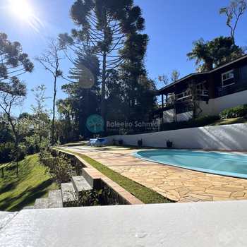 Casa em Santo Antônio do Pinhal, bairro Centro