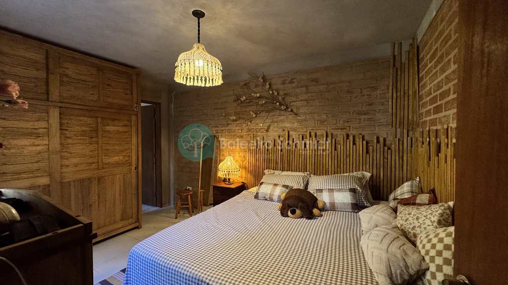 Casa em Santo Antônio do Pinhal, no bairro 10 Km do Centro