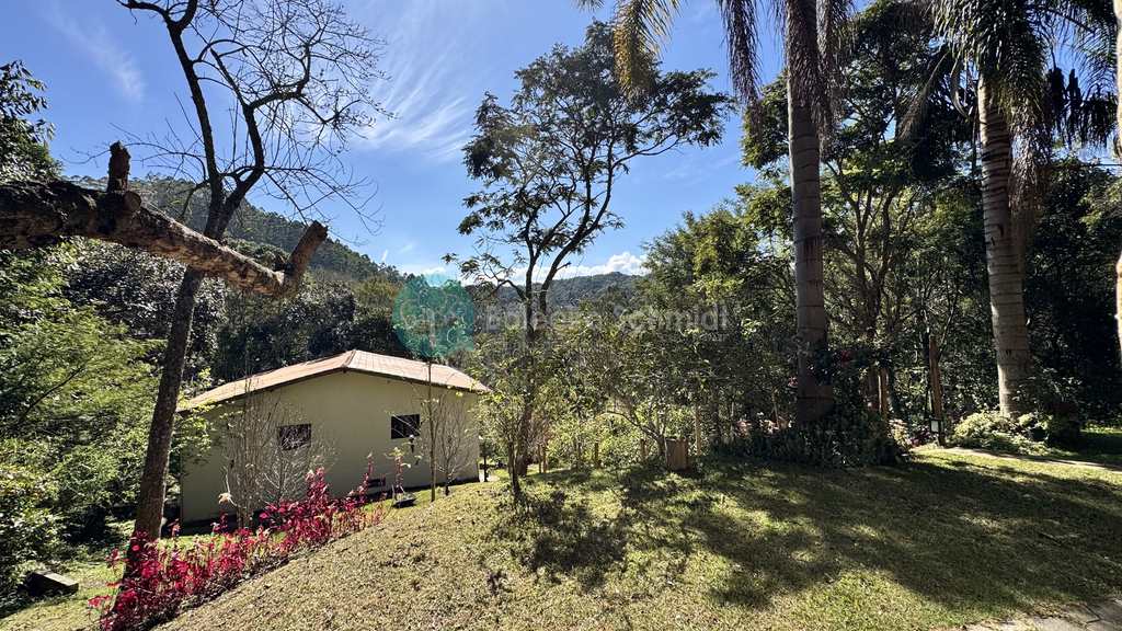 Casa em Santo Antônio do Pinhal, no bairro 10 Km do Centro