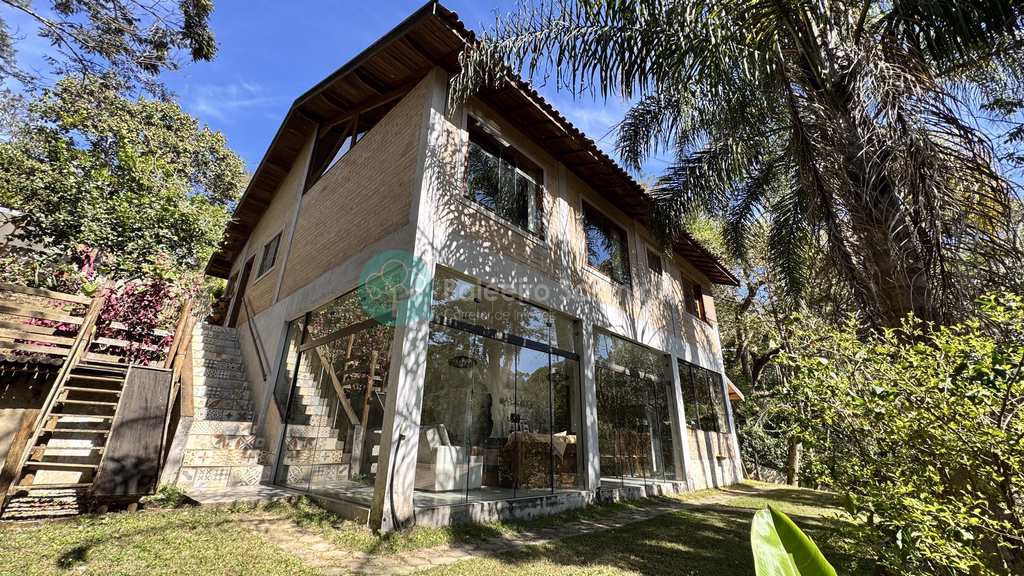 Casa em Santo Antônio do Pinhal, no bairro 10 Km do Centro