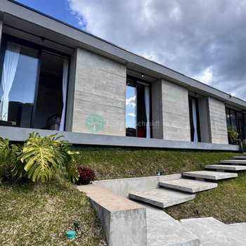 Casa de Condomínio em Santo Antônio do Pinhal, bairro Proximo Ao Centro