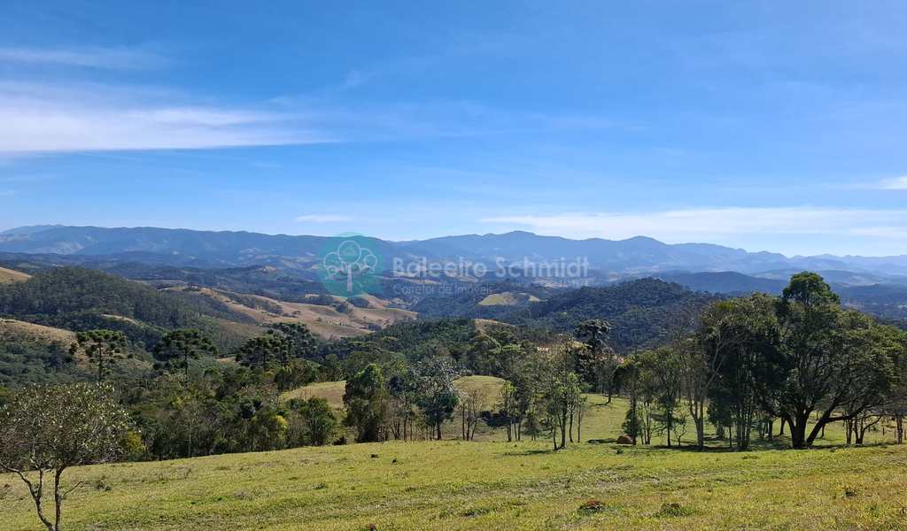 Terreno Rural em Santo Antônio do Pinhal, bairro Proximo Ao Centro