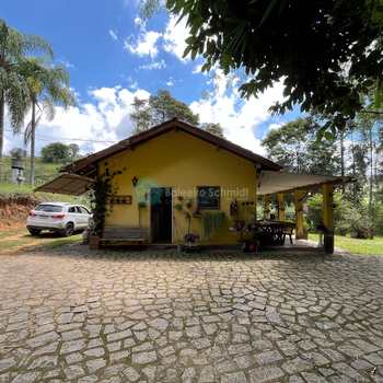 Casa em Santo Antônio do Pinhal, bairro Proximo Ao Centro