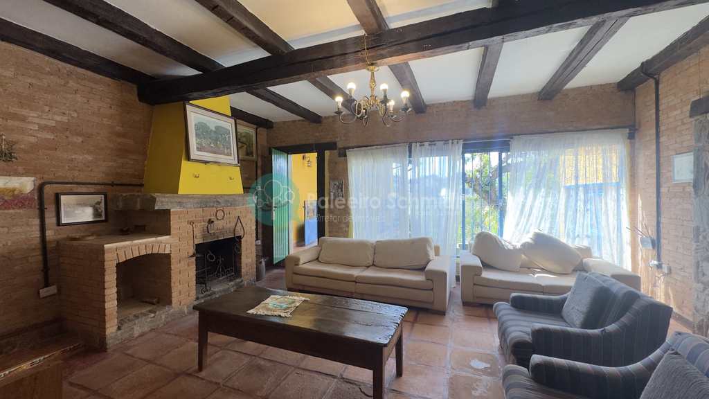 Casa em Santo Antônio do Pinhal, no bairro Rural