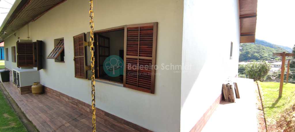 Casa em Santo Antônio do Pinhal, no bairro Centro