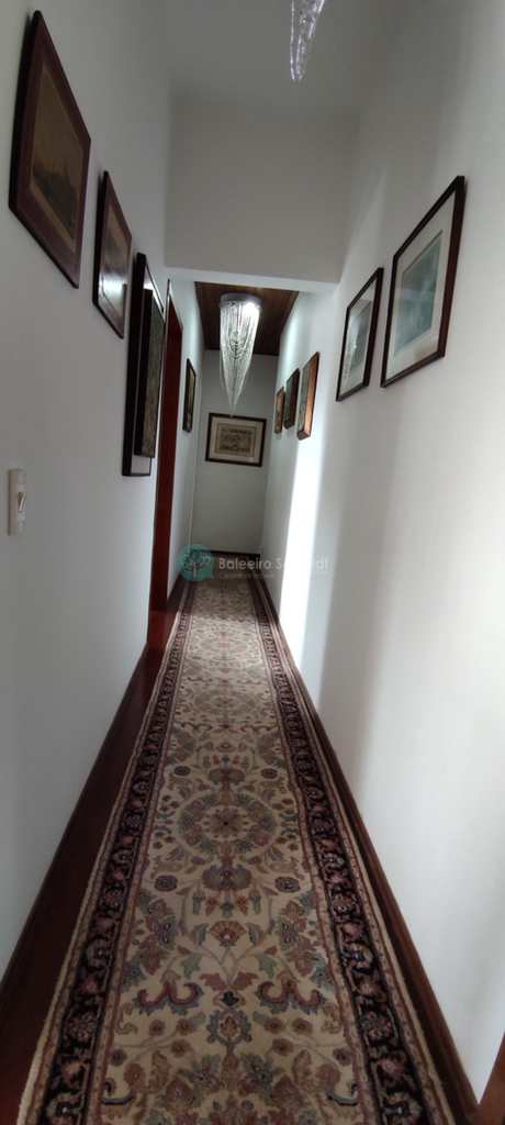 Casa em Santo Antônio do Pinhal, no bairro Centro