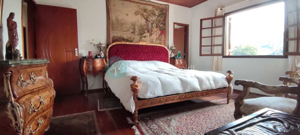 Casa em Santo Antônio do Pinhal, no bairro Centro