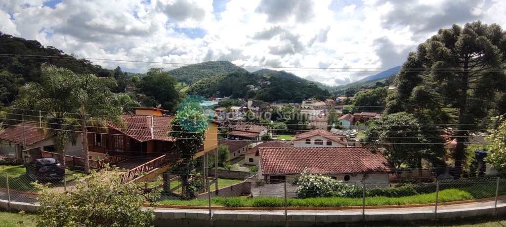 Casa em Santo Antônio do Pinhal, no bairro Centro