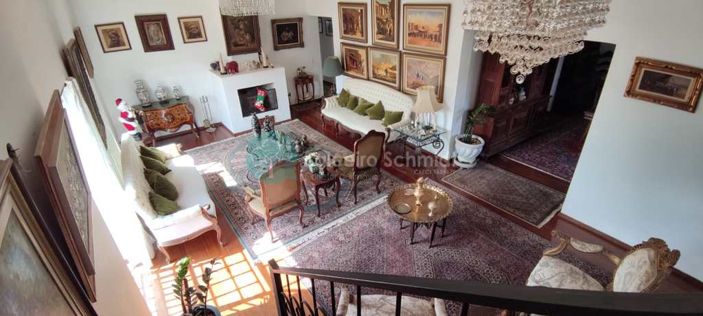 Casa em Santo Antônio do Pinhal, no bairro Centro