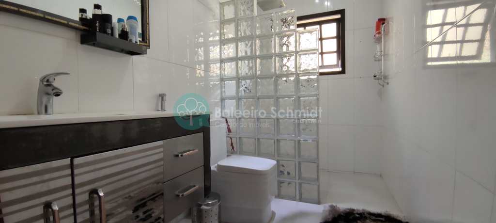 Casa em Santo Antônio do Pinhal, no bairro Centro