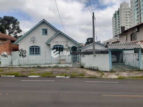 Casa, código 147 em Lages, bairro Coral