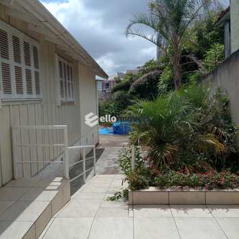 Casa em Lages, bairro Centro