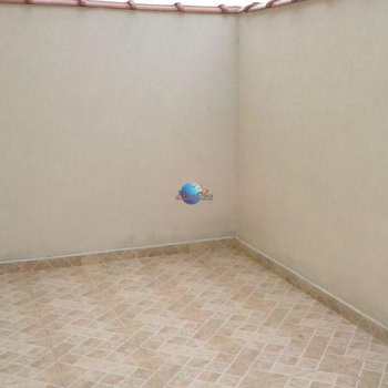 Casa em Praia Grande, bairro Ribeirópolis