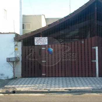 Casa em Praia Grande, bairro Vila Mirim