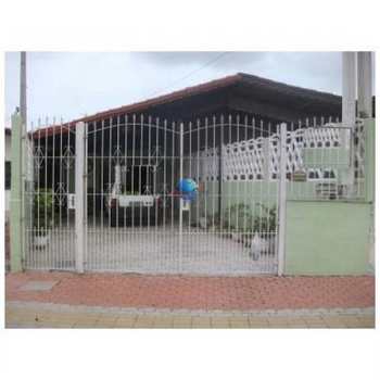 Casa em Praia Grande, bairro Vila Caiçara