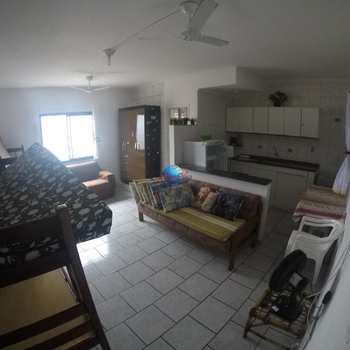Kitnet em Praia Grande, bairro Ocian
