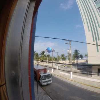 Kitnet em Praia Grande, bairro Guilhermina