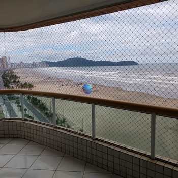 Apartamento em Praia Grande, bairro Aviação