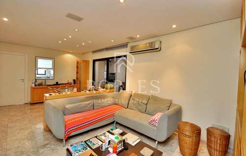 Apartamento, código 327 em São Paulo, bairro Panamby