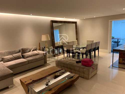 Apartamento, código 379 em São Paulo, bairro Indianópolis