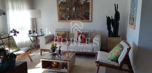 Apartamento, código 690 em São Paulo, bairro Panamby