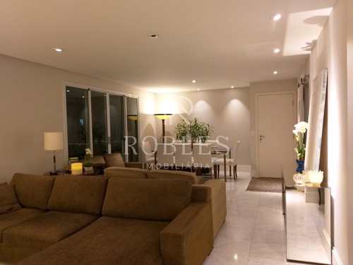 Apartamento, código 809 em São Paulo, bairro Brooklin