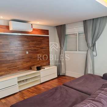 Apartamento em São Paulo, bairro Chácara Santo Antônio (Zona Sul)