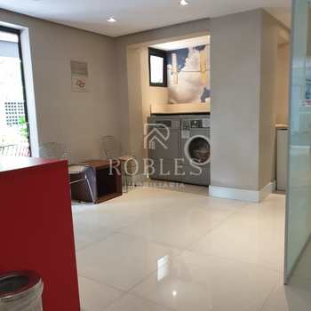 Apartamento em São Paulo, bairro Cidade Monções