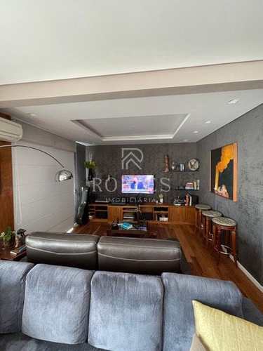 Apartamento, código 2320 em São Paulo, bairro Moema