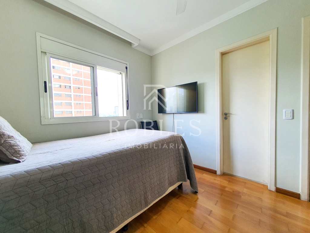 Apartamento em São Paulo, no bairro Cidade Monções