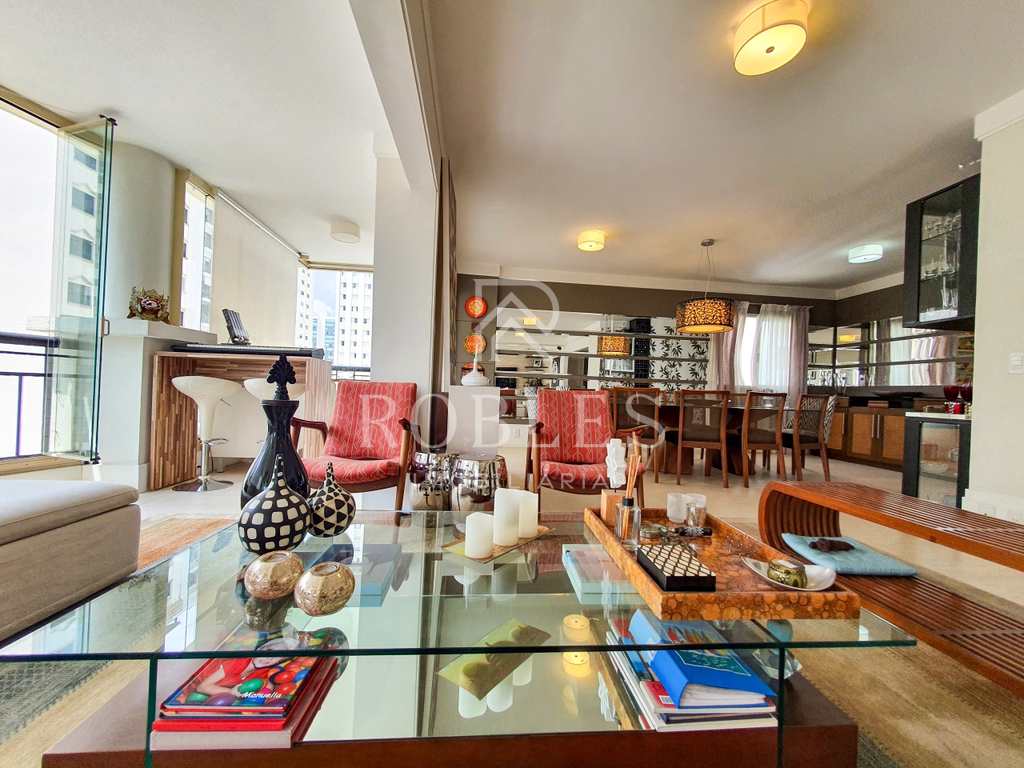 Apartamento em São Paulo, no bairro Cidade Monções