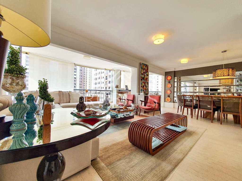 Apartamento em São Paulo, no bairro Cidade Monções