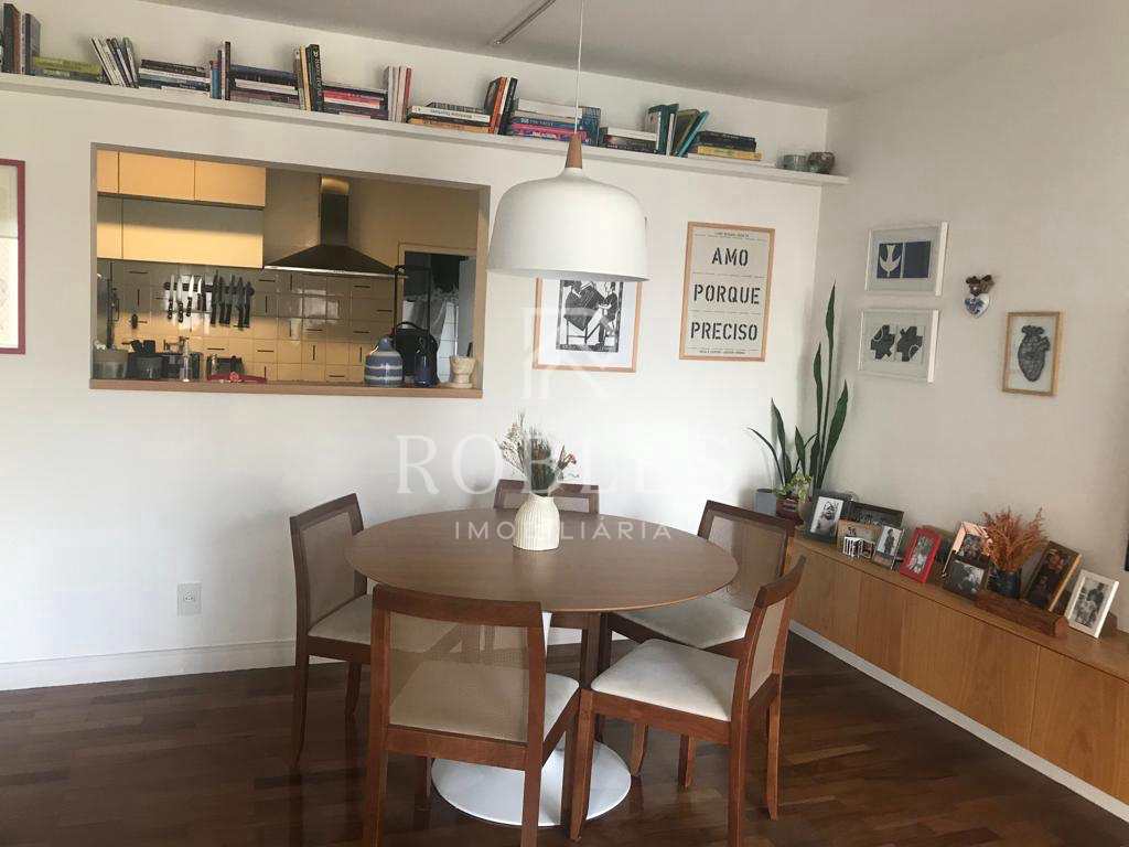 Apartamento em São Paulo, no bairro Moema