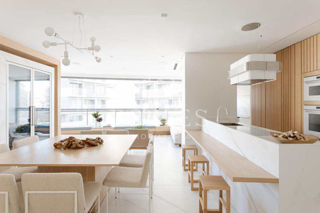 Apartamento em São Paulo, no bairro Itaim Bibi