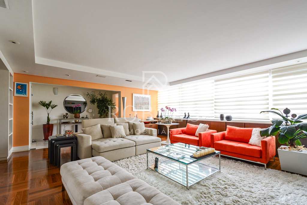Apartamento em São Paulo, no bairro Itaim Bibi