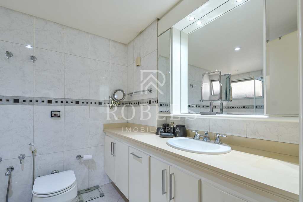 Apartamento em São Paulo, no bairro Itaim Bibi