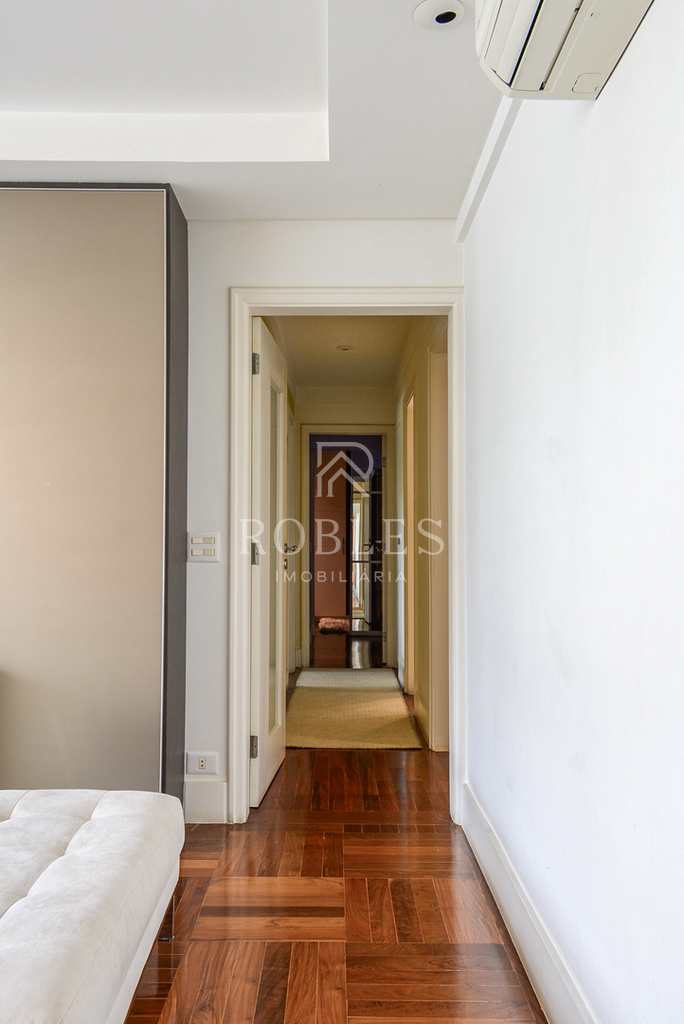 Apartamento em São Paulo, no bairro Itaim Bibi