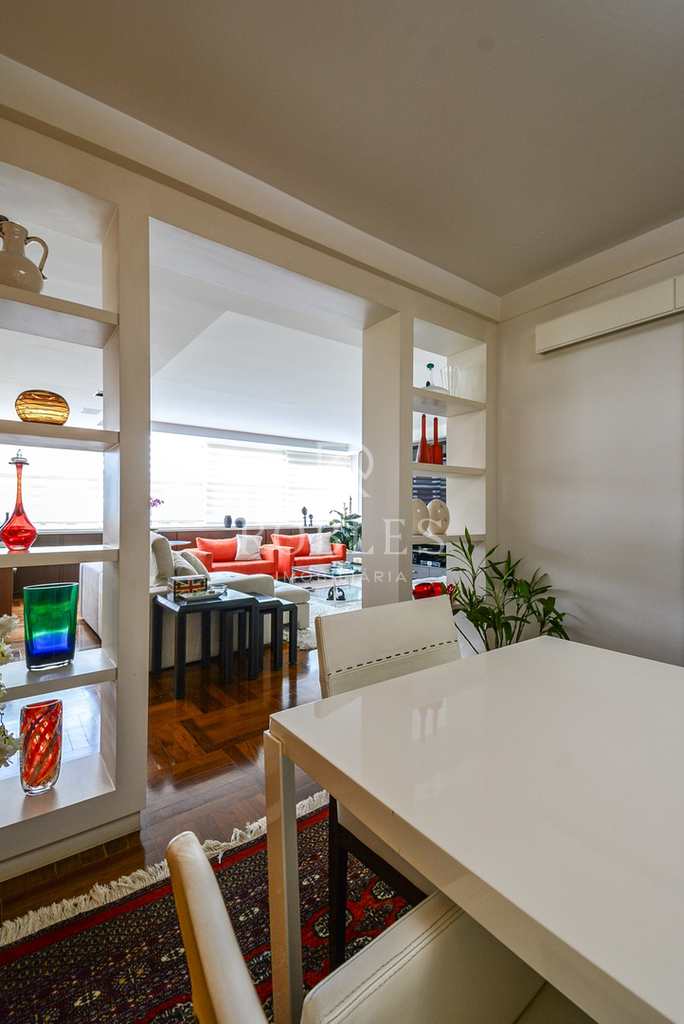Apartamento em São Paulo, no bairro Itaim Bibi