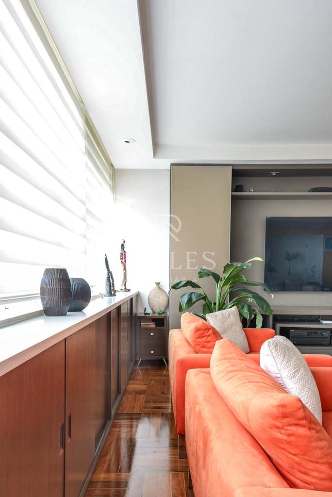 Apartamento em São Paulo, no bairro Itaim Bibi