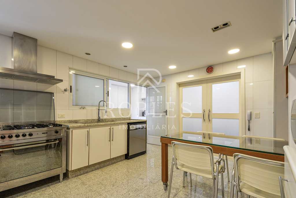 Apartamento em São Paulo, no bairro Itaim Bibi