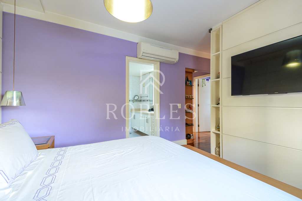 Apartamento em São Paulo, no bairro Itaim Bibi