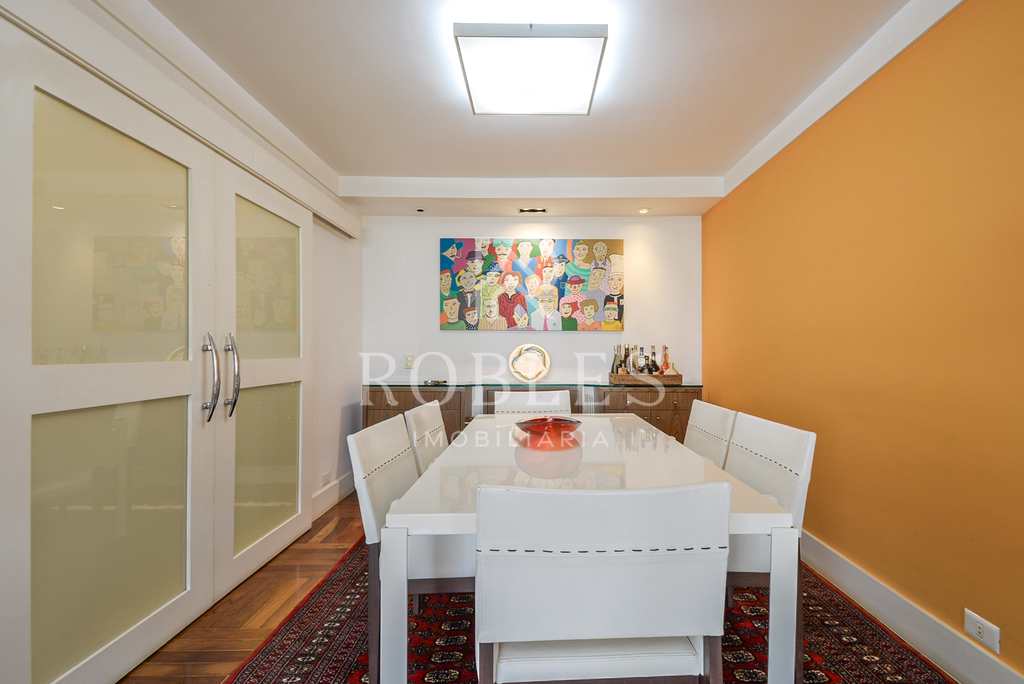 Apartamento em São Paulo, no bairro Itaim Bibi