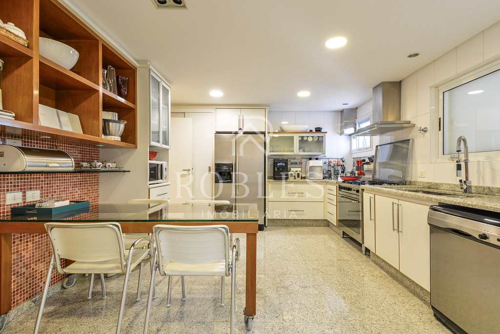Apartamento em São Paulo, no bairro Itaim Bibi