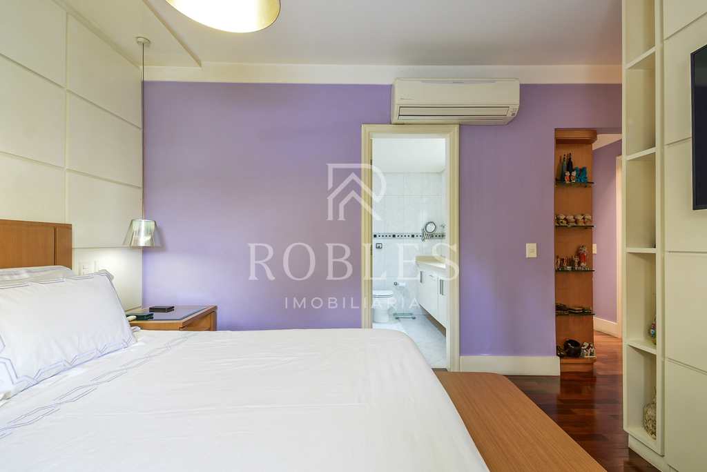 Apartamento em São Paulo, no bairro Itaim Bibi
