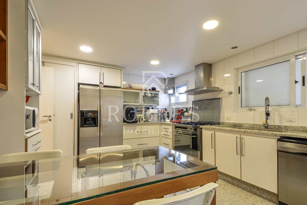Apartamento em São Paulo, no bairro Itaim Bibi